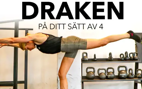En kvinna utför enbens marklyft med raka armar framåt. Bakom henne syns en ställning med kettlebells.