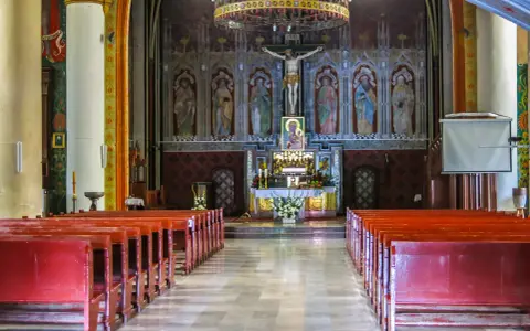 Kościół garnizonowy: Co to znaczy? Wyjaśnienie i rola