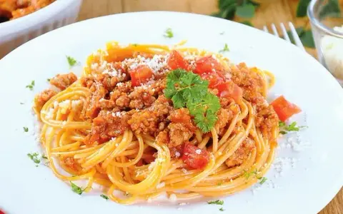 Knorr spaghetti bolognese kubek - szybkie i smaczne danie na każdą porę