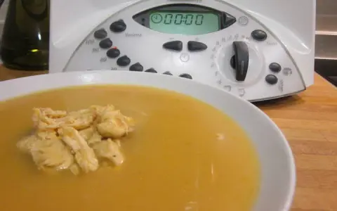 Sopa de pollo Thermomix: El secreto para un caldo delicioso y fácil
