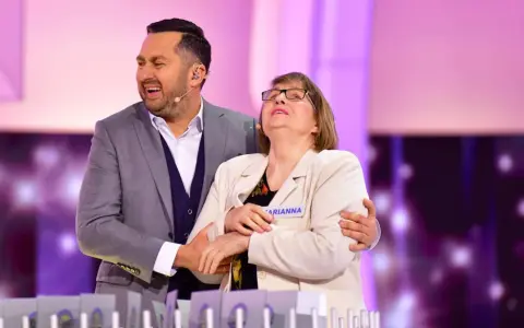 Emocje na planie teleturnieju! Czy Marianna wygra samochód w kole fortuny?