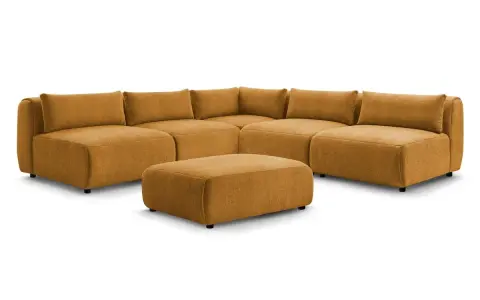 Pomarańczowa, modułowa sofa z pufą, idealna do relaksu, jak u Lecha Janerki, dupa jak sofa.