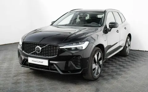Czarny Volvo XC60 na sprzedaż. Sprawdź atrakcyjną volvo xc60 cena i ofertę.