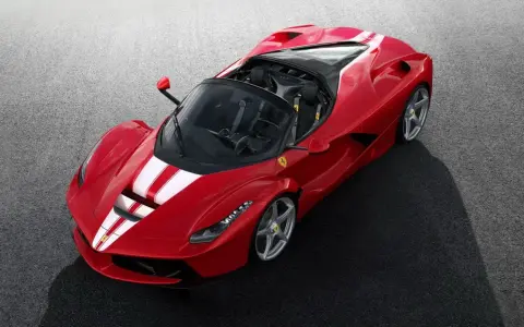 Ile kosztuje Ferrari LaFerrari? Ceny, które zaskakują i fascynują
