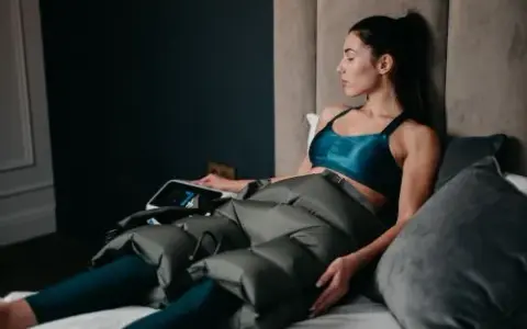 Jak długo nosić ubranie uciskowe po liposukcji, aby uniknąć komplikacji?