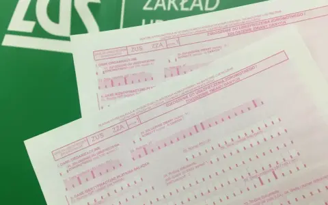 Formularze ZUS ZZA do zgłoszenia do ubezpieczenia zdrowotnego i zmiany danych. Kod wykonywanego zawodu zus jest kluczowy.