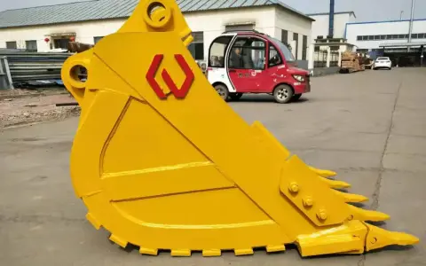 Jak obliczyć pojemność łyżki koparki? Zwiększ wydajność!