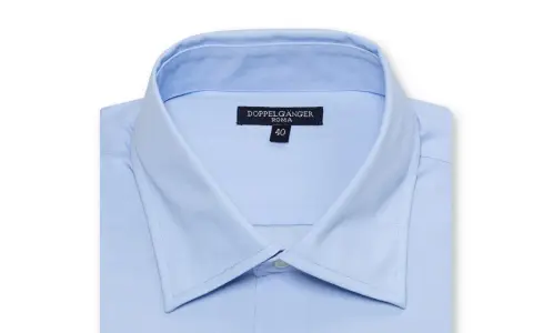 Camicia azzurra con colletto kent, taglia 40, marca Doppelgänger Roma.