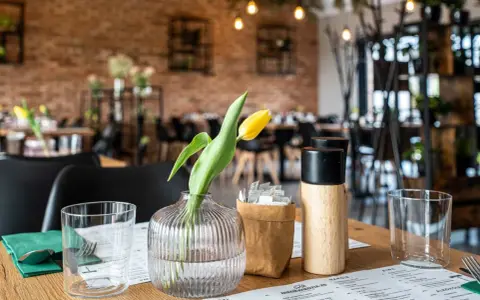 Poznań: Romantyczna kolacja? Wybierz idealną restaurację!