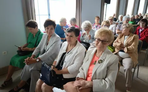 Uniwersytet Trzeciego Wieku Szczecin - edukacja dla seniorów bez ograniczeń