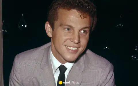 Moja droga, ja cię kocham: Kto śpiewał? Historia Bobby'ego Vintona