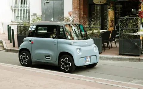 Pression Pneu Citroën Ami : 2.5 bars, sécurité & autonomie