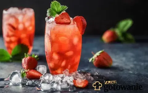 Drink z truskawkami: Proste przepisy na lato i cały rok!