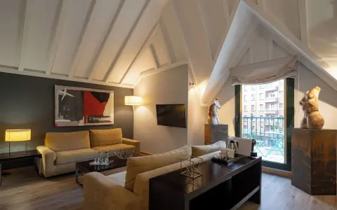 Hotel Silken Indautxu: ubicación ideal y servicios excepcionales en Bilbao