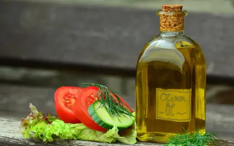 Która oliwa z oliwek nie jest gorzka? Odkryj łagodne smaki oliw