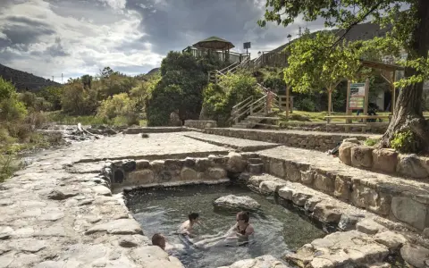 Balneario de Arnedillo: Tu guía definitiva para un bienestar legendario