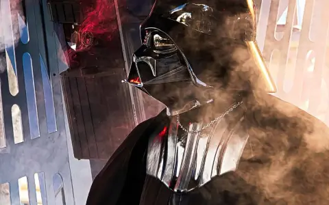 Darth Vader, w otoczeniu dymu i czerwonych świateł, wygląda jakby rzucał **Vader the ultimate incantation**.