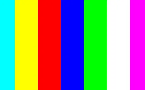 Bunte Streifen: Türkis, Gelb, Rot, Blau, Grün, Weiß, Pink. Ein Testbild, um einen Pixelfehler zu beheben.