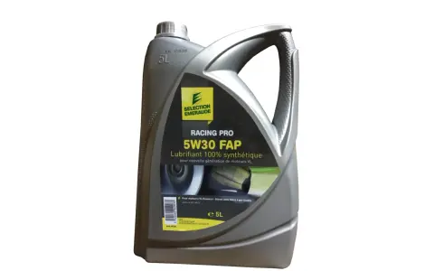 Diesel : quelle huile choisir ? FAP, 5W-30, ACEA... le guide expert