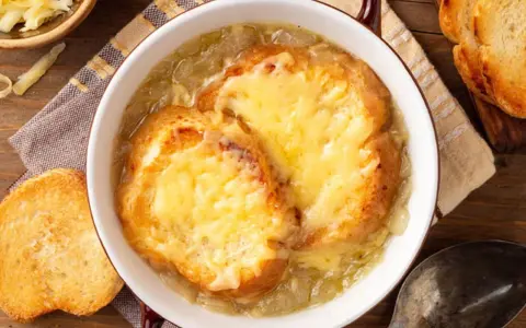 Sopa de cebolla francesa: ¿El secreto para un gratinado perfecto?