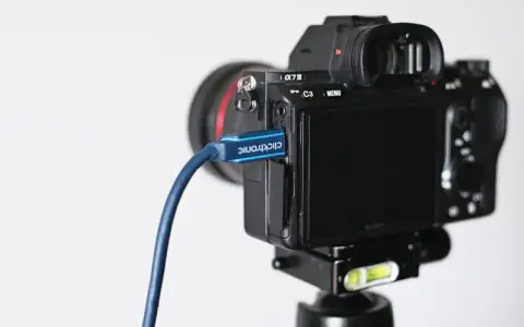 Jak zgrać zdjęcia z aparatu Sony na komputer bez problemów?