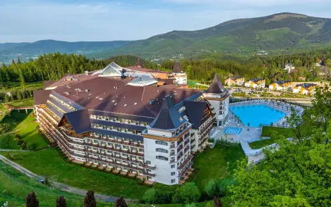 Ile kosztuje nocleg w hotelu Gołębiewski? Sprawdź ceny i oferty