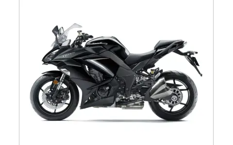 Czarny motocykl Kawasaki Z1000SX. Poznaj jego dane techniczne i poczuj moc na drodze.