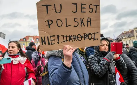Polska-Ukraina: Co przewieźć przez granicę? Uniknij kłopotów!