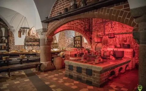 Malbork: Co zwiedzić? Odkryj więcej niż zamek! Pełny przewodnik