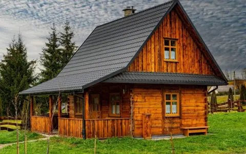 Bieszczady: Nocleg idealny? Przewodnik po lokalizacjach i typach
