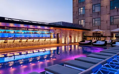 Hotel Catalonia Barcelona Plaza: Comodidad y ubicación inigualables