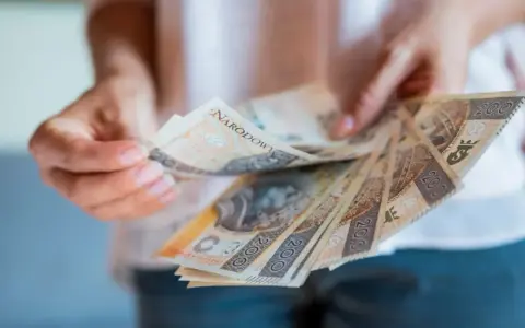 DPS: Dodatek 1000 zł brutto w 2026. Co z dalszymi podwyżkami?