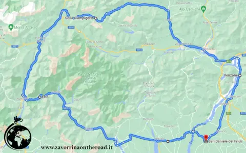 Mappa di un tour in moto che include la Sella Ciampigotto, le Dolomiti Friulane e San Daniele del Friuli.