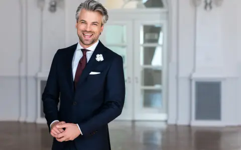 Jaki kolor koszuli na wesele? Wybierz idealny odcień na tę uroczystość