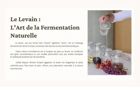 Un homme verse de l'eau dans des bocaux contenant des fruits, préparant le levain pour un pain au levain artisanal.