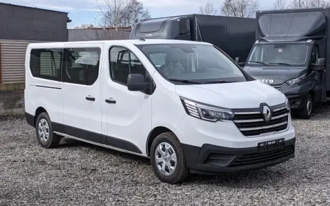 Jaki bus do 10 tys zł - najlepsze modele, które nie zawiodą