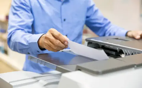Jaki jest skrót do drukowania? Opanuj Ctrl+P i oszczędzaj czas!