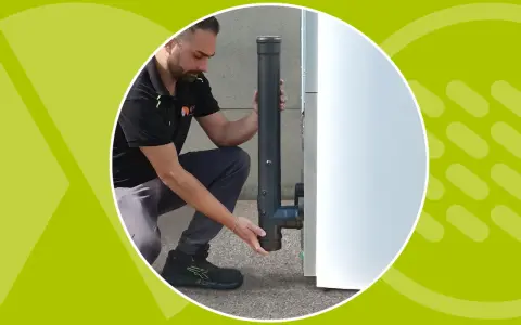 Installazione canna fumaria stufa a pellet: verifica la lunghezza massima orizzontale per un corretto funzionamento.
