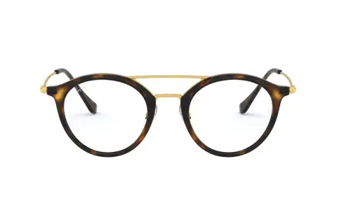 Eleganckie szylkretowe okulary z metalowym mostkiem. Co to znaczy? To styl i klasa w jednym!
