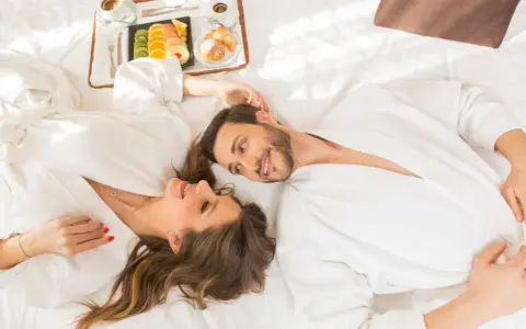 Ile kosztuje nocleg w hotelu? Ceny i triki na oszczędzanie