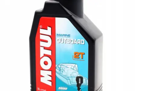 Olej do mieszanki 2T Motul - porównanie najlepszych opcji dla silników