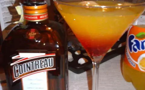 Drink z Fantą: Proste przepisy na imprezę i orzeźwienie!