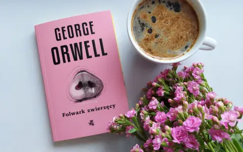 Folwark zwierzęcy: Czy Orwell przewidział XXI wiek? Analiza