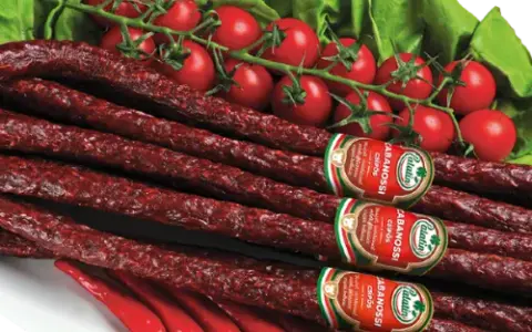 Kiełbasa z mangalicy: wyjątkowy smak i sekrety przygotowania