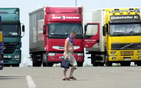 Zarobki kierowcy ciężarówki w USA: Prawda o pieniądzach i kosztach
