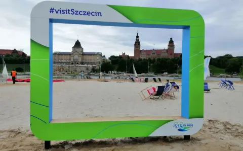 Szczecin: Z czego słynie? Poznaj pływający ogród i jego sekrety!