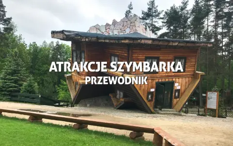 Wywrócony dom, jedna z głównych atrakcji Słowińskiego Parku Narodowego.