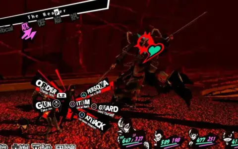El segador de Persona 5 Royal se enfrenta a los Phantom Thieves. El combate es intenso, con opciones de ataque, persona, objeto, orden y defensa.