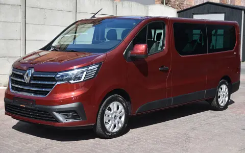 Bus 9 osobowy jaki wybrać - kluczowe czynniki i najlepsze modele