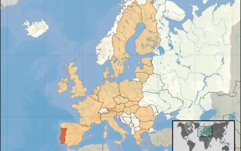 Mapa Europy z zaznaczoną na czerwono Portugalią.